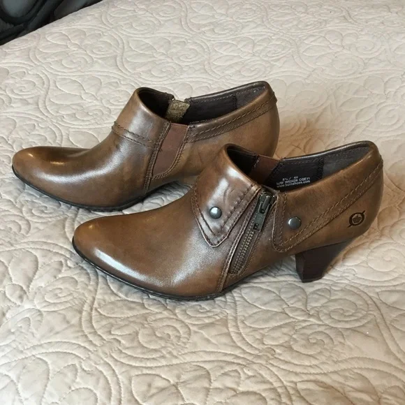 Born Shoes, size 8.5 - Picture 3 of 5